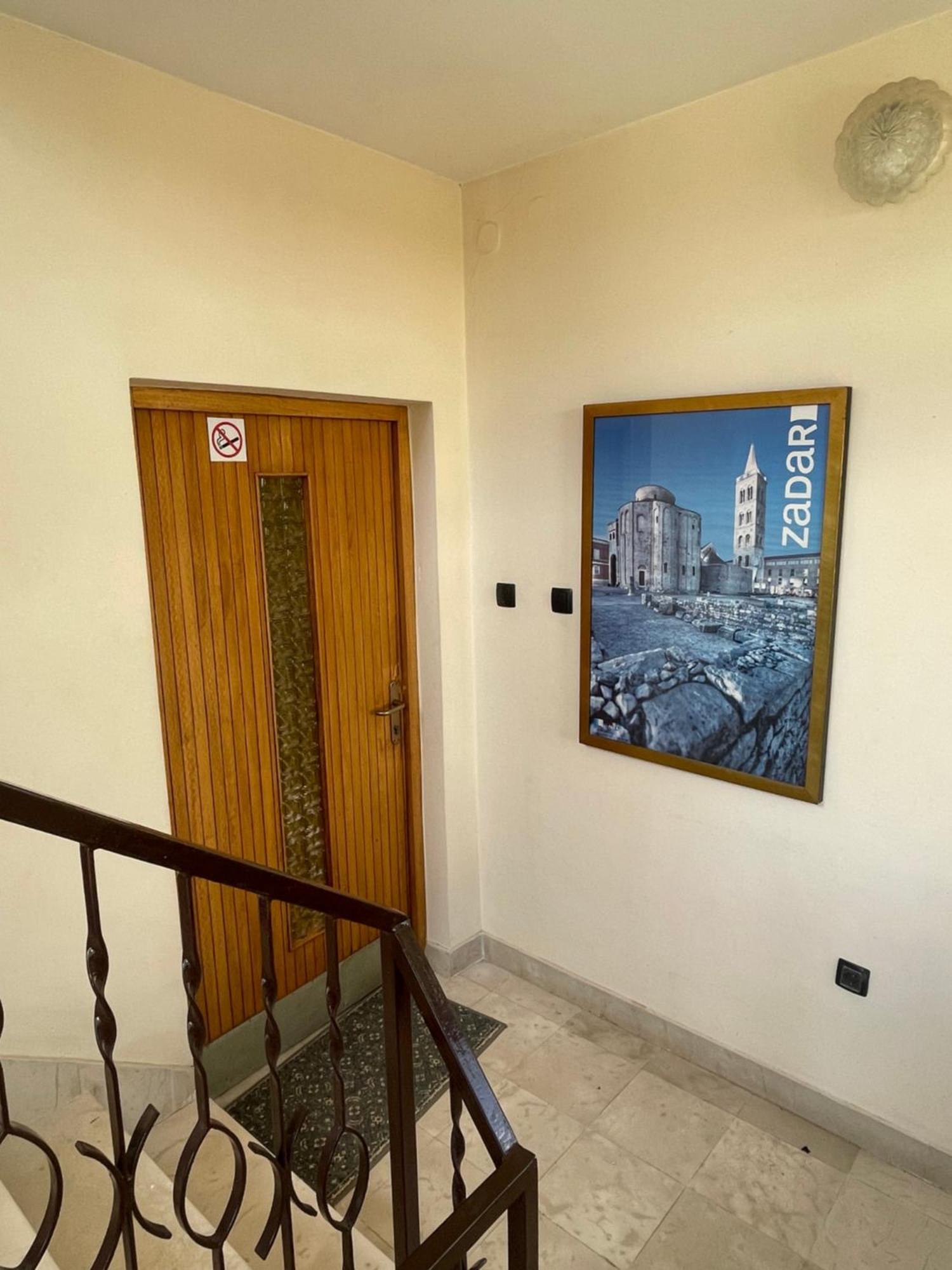 Ferienwohnung Apartman Robert Zadar Exterior foto